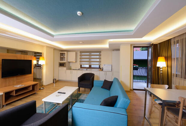 Collage Cihangir Hotel - Görsel 8