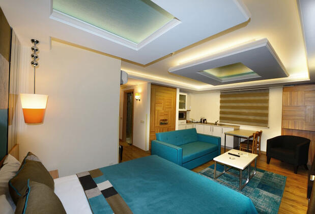 Collage Cihangir Hotel - Görsel 10