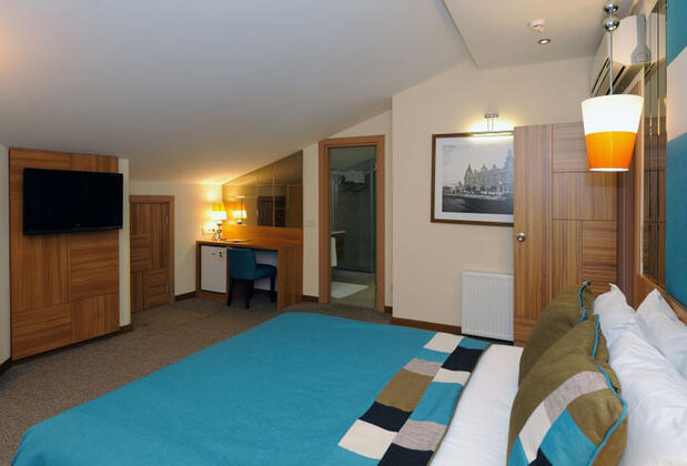 Collage Cihangir Hotel - Görsel 7