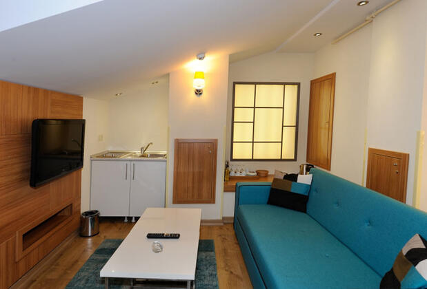 Collage Cihangir Hotel - Görsel 12