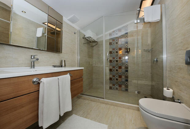 Collage Cihangir Hotel - Görsel 35