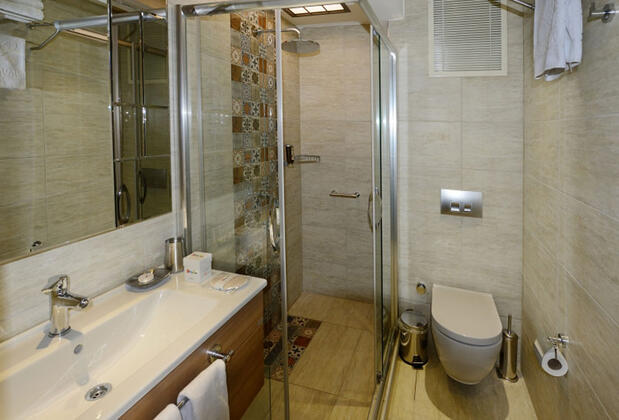 Collage Cihangir Hotel - Görsel 16