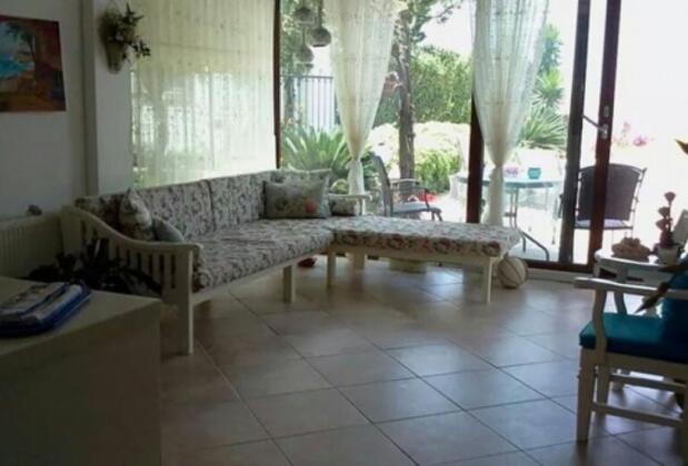 Gürnaz Apartment - Görsel 11