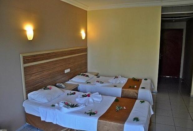 Mersin Beach Club Otel Kuşadası - Görsel 15