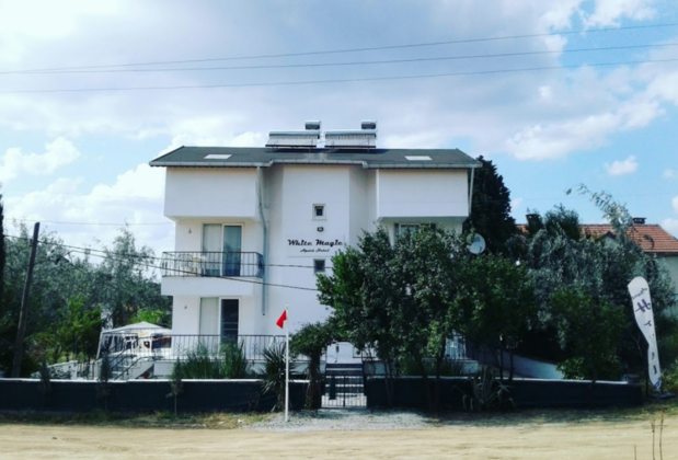 White Magic Apart - Görsel 10