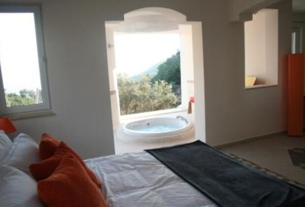 Nicholas Heights Deluxe Suite Hotel - Görsel 13