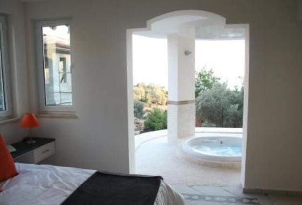 Nicholas Heights Deluxe Suite Hotel - Görsel 19