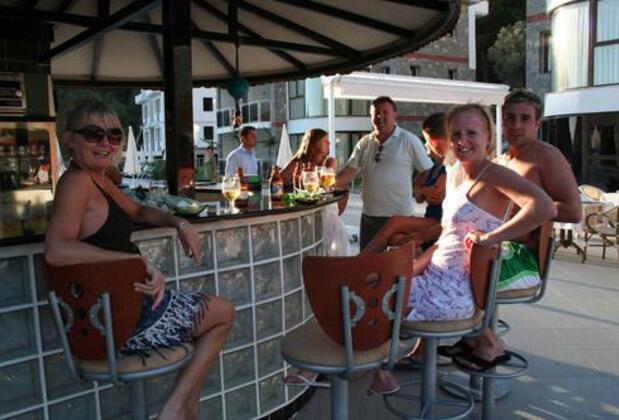 Nicholas Heights Deluxe Suite Hotel - Görsel 9