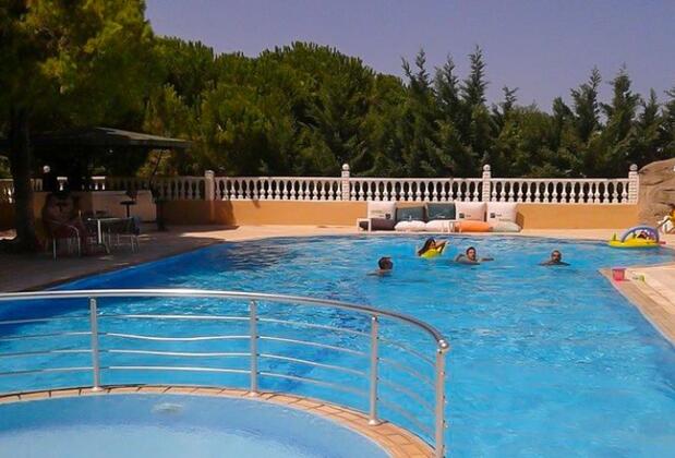 Rainbow Otel Çeşme - Görsel 8