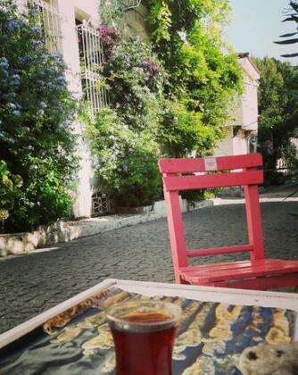 Bozcaada Rengigül Pansiyon - Görsel 8