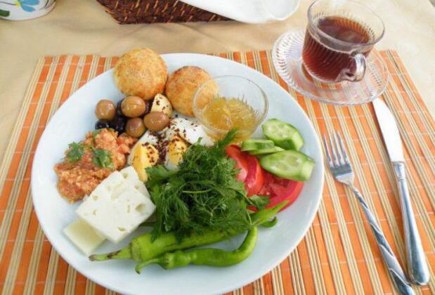 Bozcaada Adonis Pansiyon - Görsel 4