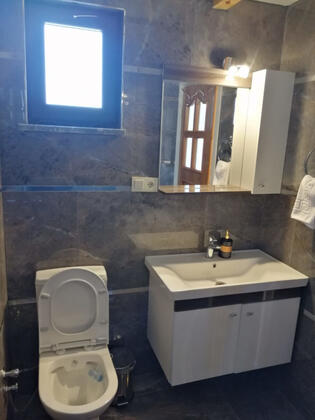 Antique River House - Görsel 19