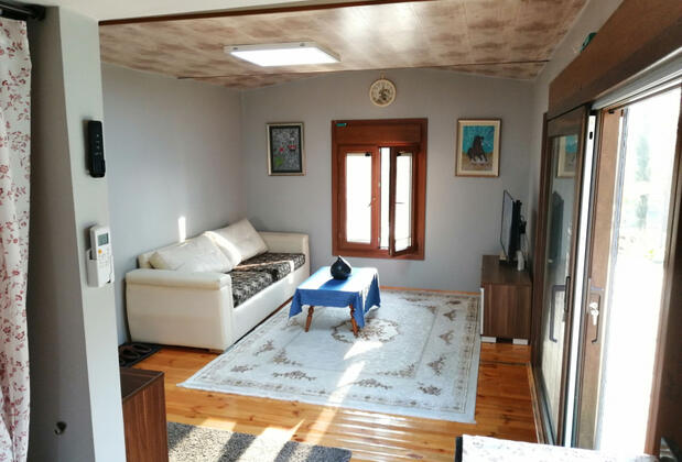 Antique River House - Görsel 40