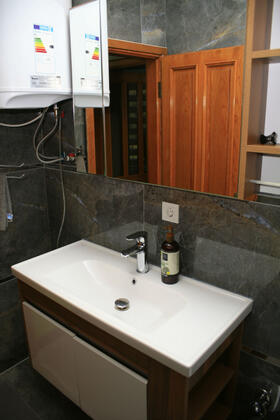 Antique River House - Görsel 12