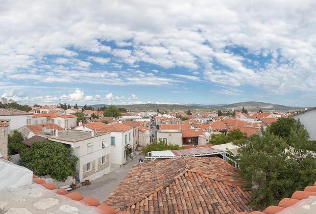 Yukarı Sokak - Görsel 36