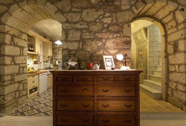 Yukarı Sokak - Görsel 41