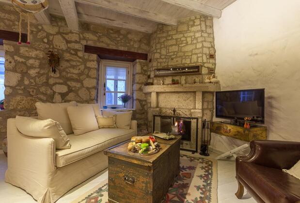 Yukarı Sokak - Görsel 31