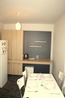 Zeus Apart - Görsel 3