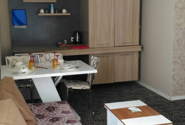 Zeus Apart - Görsel 23