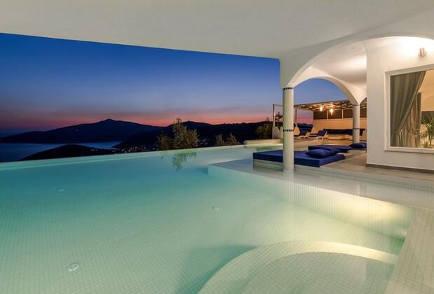 Kalkan'da Deniz Manzaralı Villa - Görsel 8