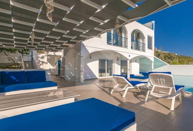 Kalkan'da Deniz Manzaralı Villa - Görsel 19