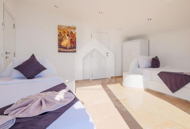 Kalkan'da Deniz Manzaralı Villa - Görsel 5