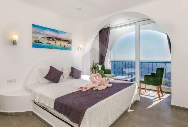 Kalkan'da Deniz Manzaralı Villa - Görsel 16