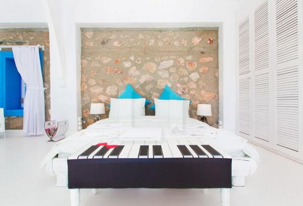 Kalkan'da Ege Mimarili Villa - Görsel 26