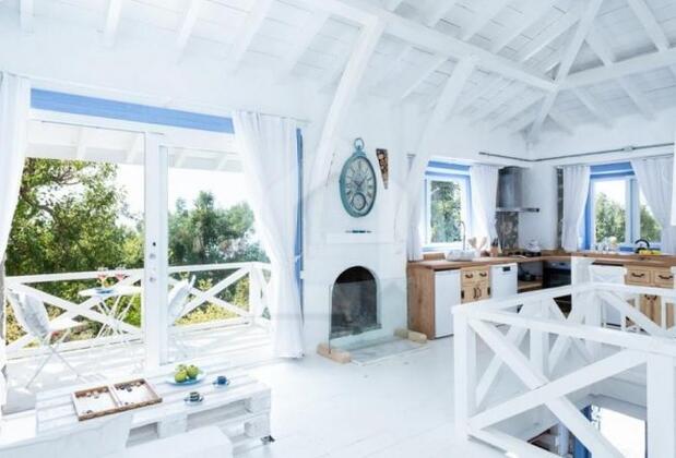 Kalkan'da Ege Mimarili Villa - Görsel 10