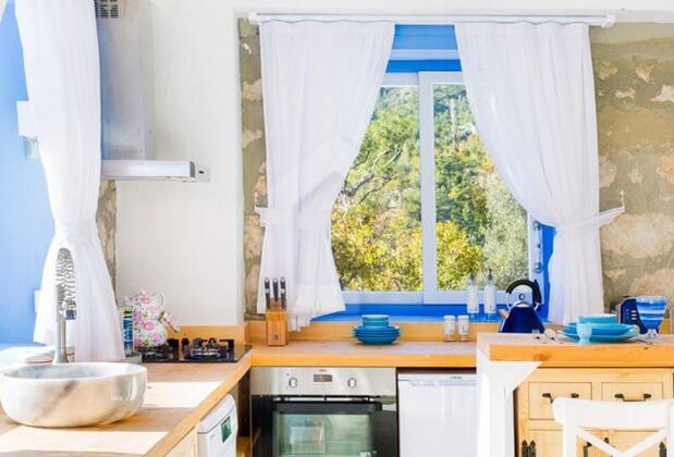 Kalkan'da Ege Mimarili Villa - Görsel 15