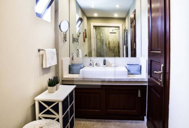 Yalıkavak'ta Bahçe İçinde Villa - Görsel 9