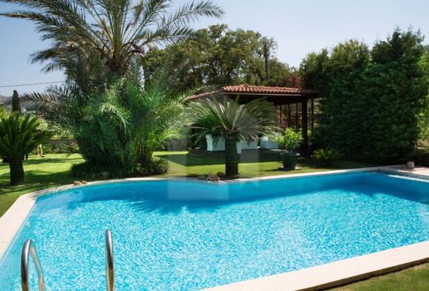 Yalıkavak'ta Bahçe İçinde Villa - Görsel 20