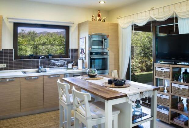 Yalıkavak'ta Bahçe İçinde Villa - Görsel 26