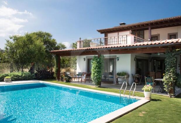 Yalıkavak'ta Bahçe İçinde Villa - Görsel 31