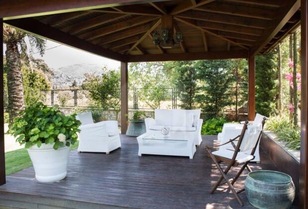 Yalıkavak'ta Bahçe İçinde Villa - Görsel 18