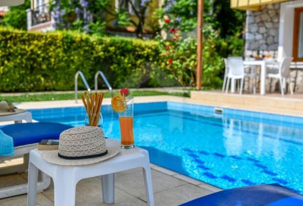 Ölüdeniz'de Plaja Yakın Lüks Villa - Görsel 5