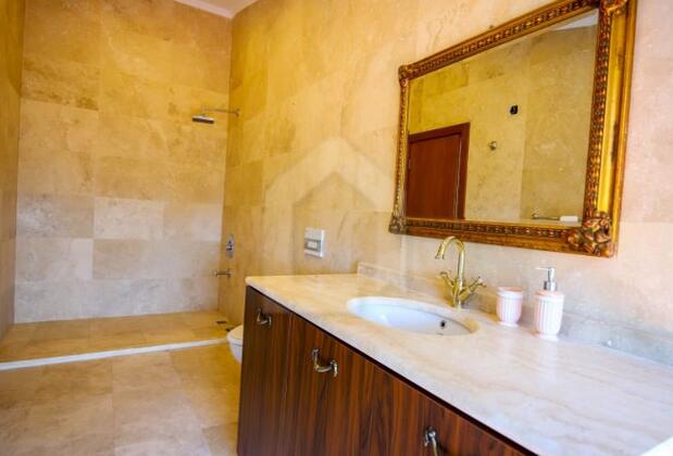 Marmaris'te Doğa Manzaralı Villa - Görsel 31