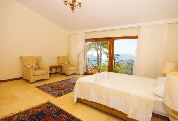 Marmaris'te Doğa Manzaralı Villa - Görsel 28
