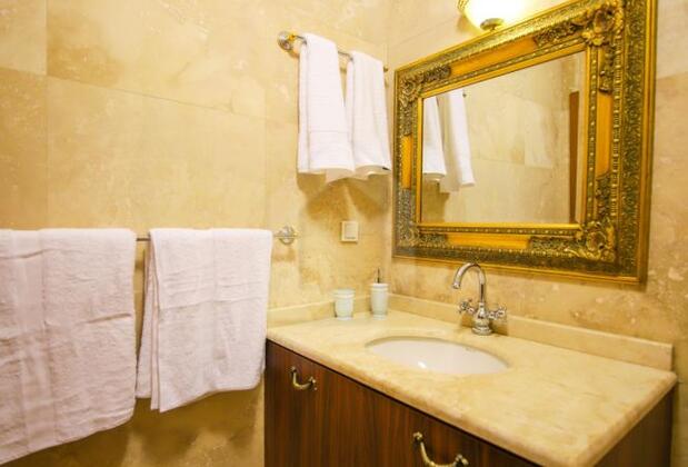 Marmaris'te Doğa Manzaralı Villa - Görsel 32