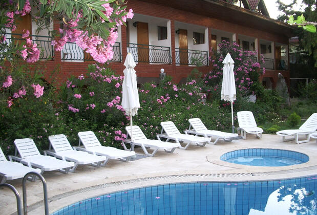 Cerit Hotel (Yetişkin Oteli +18) - Görsel 16