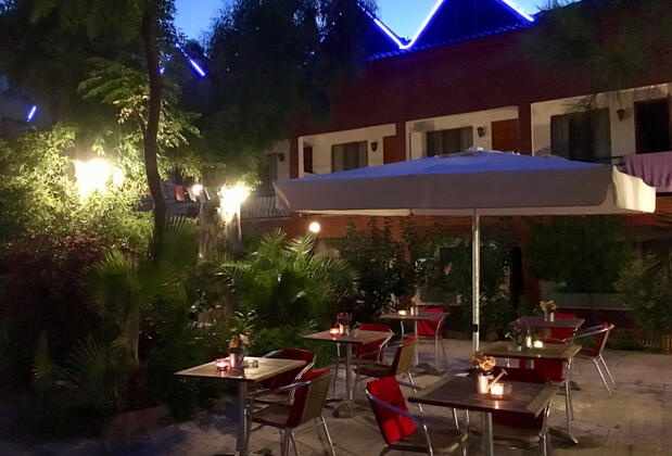 Cerit Hotel (Yetişkin Oteli +18) - Görsel 7