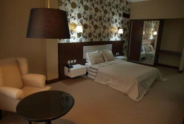 The Dee European Hotel - Görsel 9