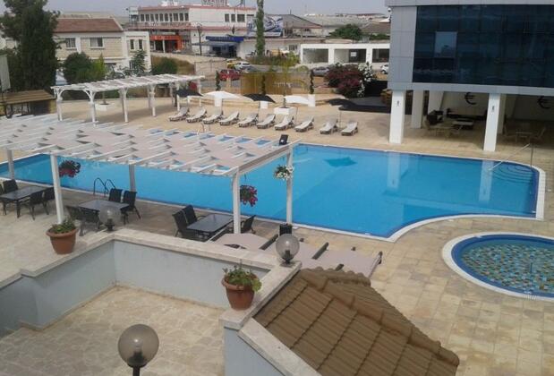 The Dee European Hotel - Görsel 6