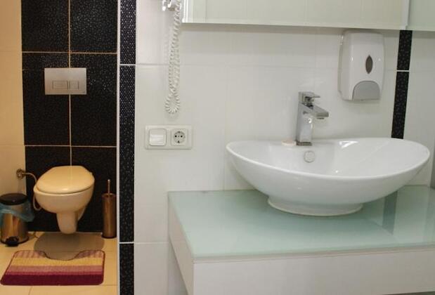 Leonard Abraham Residence - Görsel 17