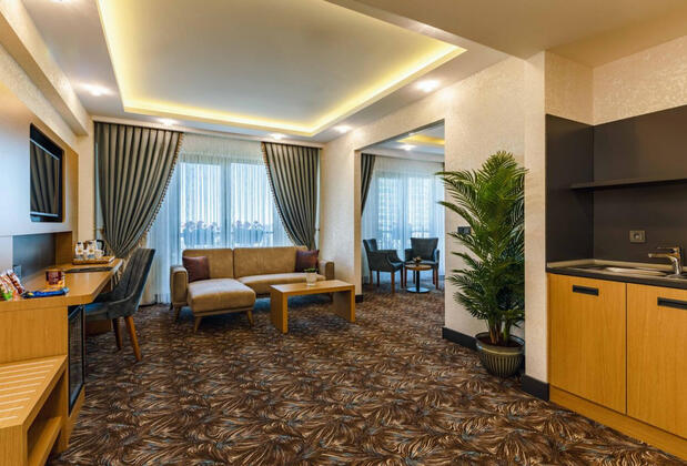 Hill City Hotel - Görsel 18