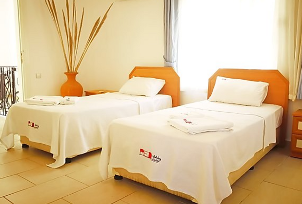 Red Holiday Rentals - Görsel 16