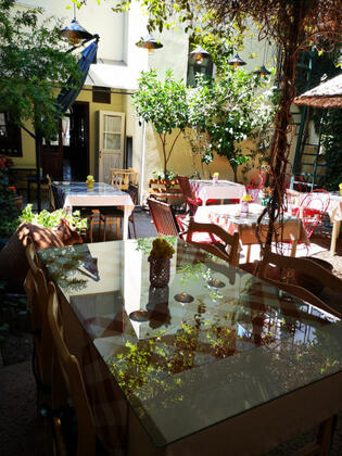 Ayvalık Sarı Gelin Konukevi - Görsel 12