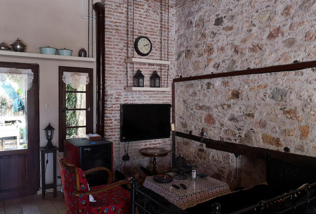 Ayvalık Sarı Gelin Konukevi - Görsel 24