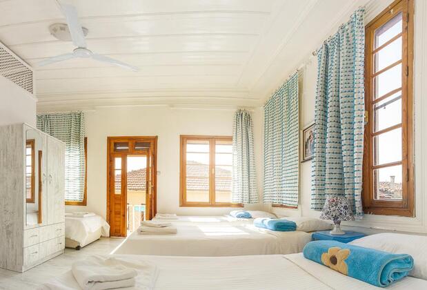 Boutique Ayvalık Pansiyon - Görsel 3