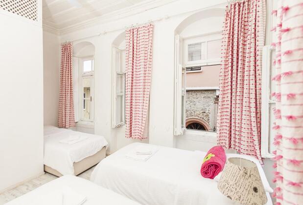 Boutique Ayvalık Pansiyon - Görsel 7